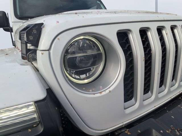 Used 2020 White Jeep Overland image 9