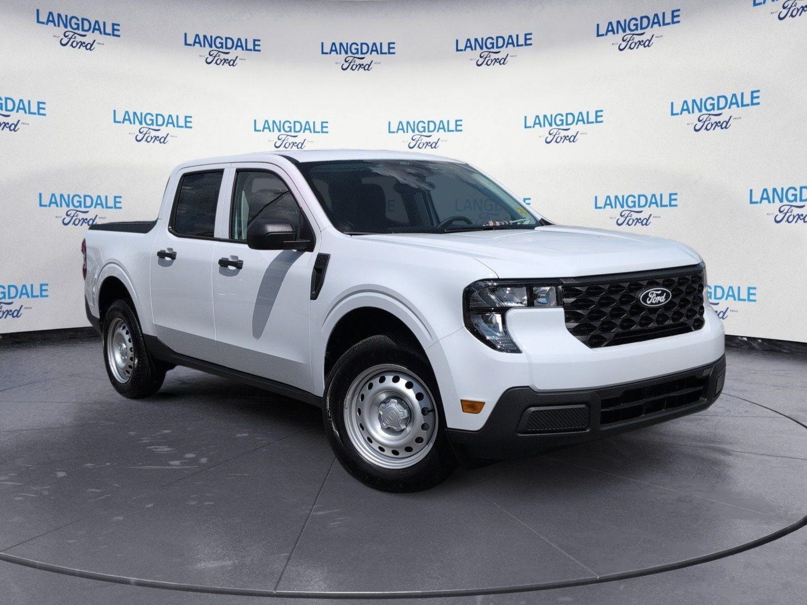 New 2026 Oxford White Ford XL image 2