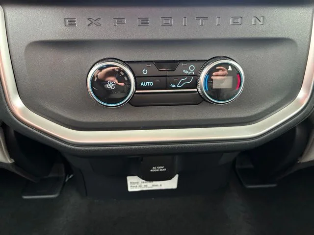 New 2027 Nocturnal Blue Metallic Ford Active image 27