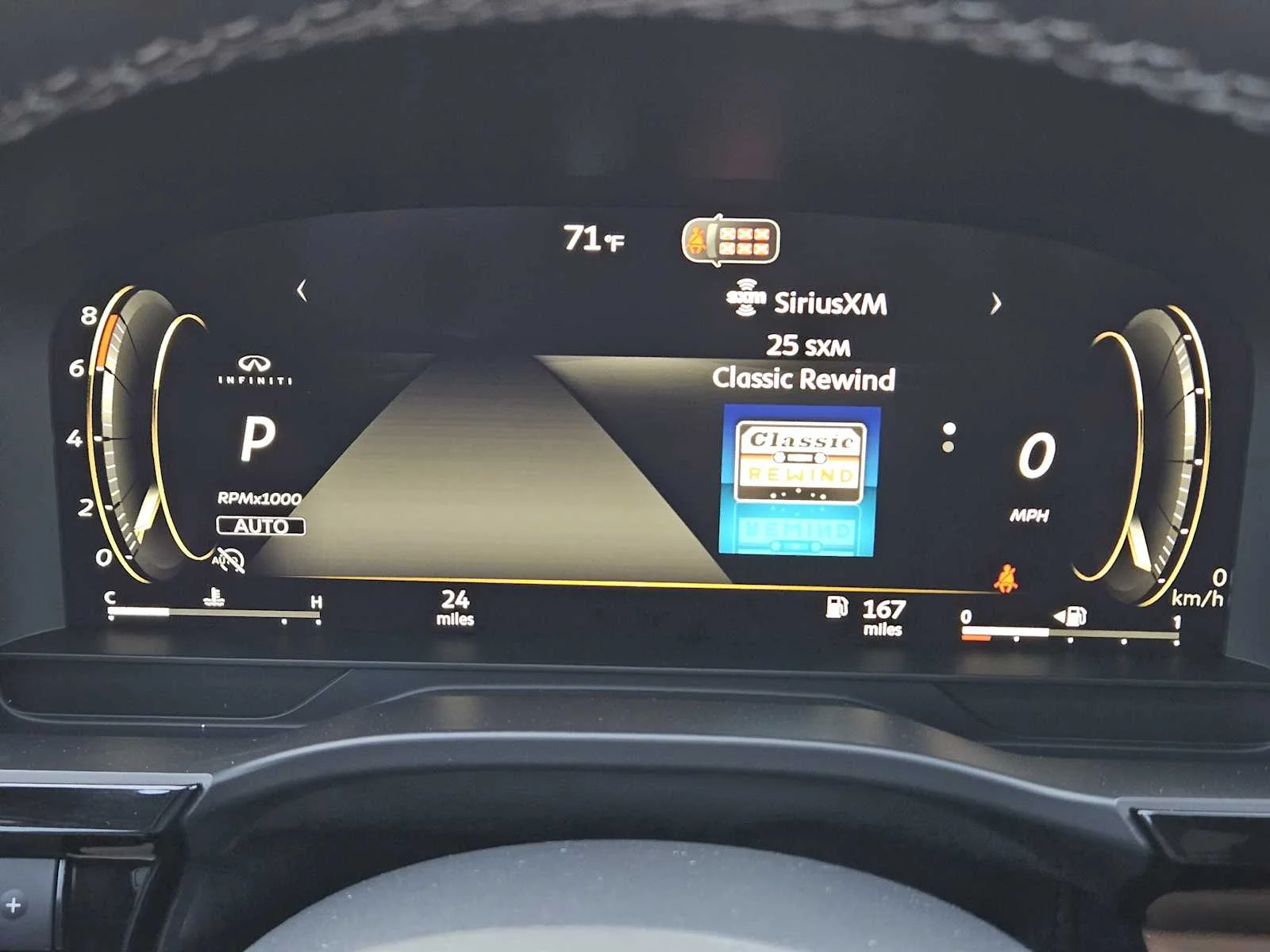 New 2027 2T RAD WHT INFINITI Autograph AWD image 10
