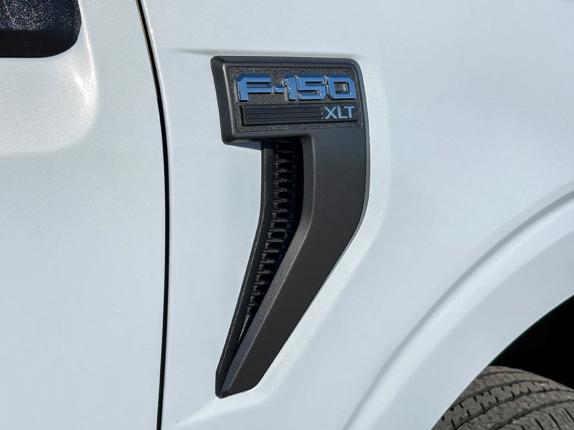 Used 2022 White Ford XLT image 11