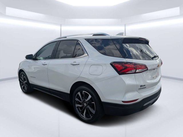 Used 2022 Pearl Chevrolet Premier image 5
