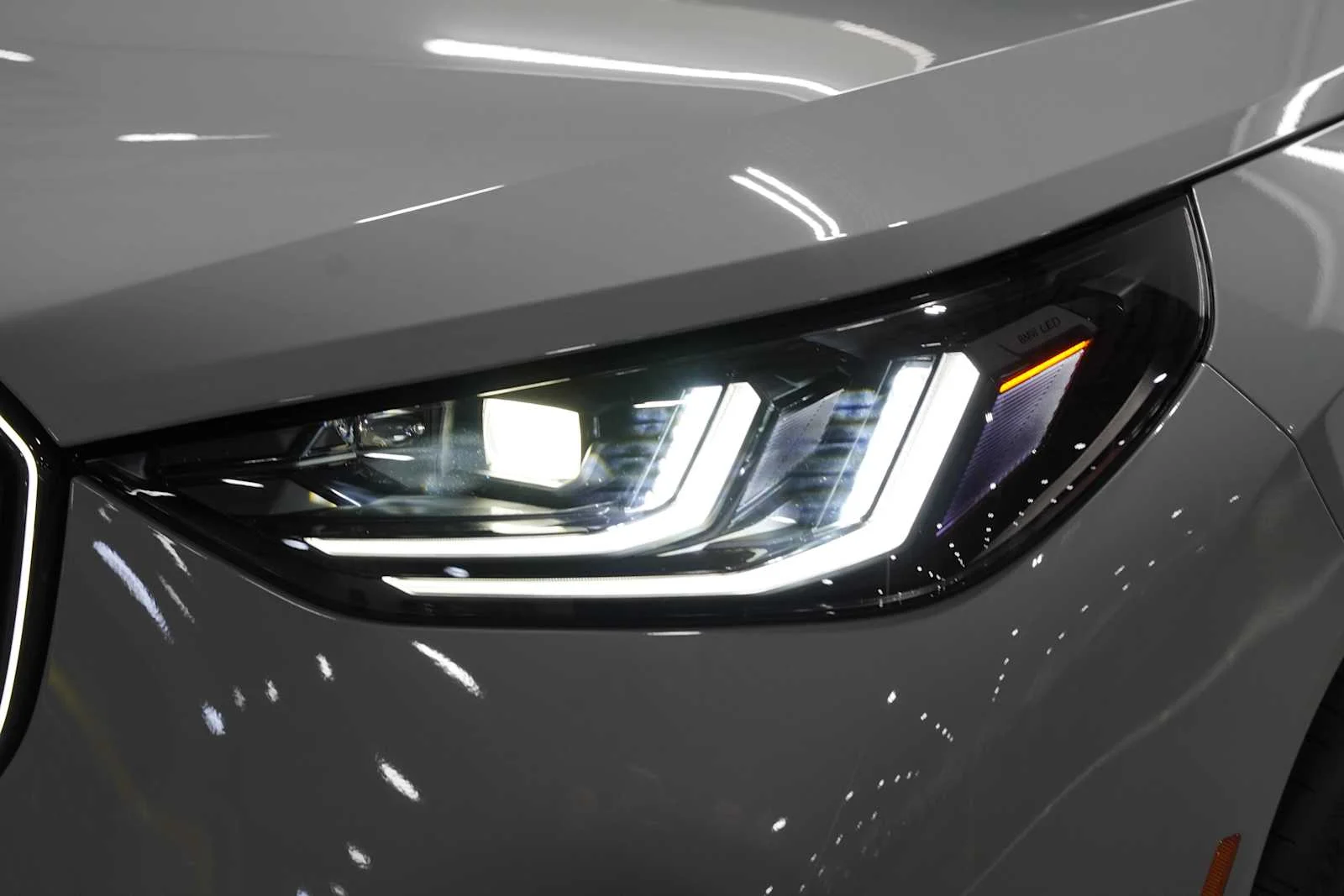 New 2026 Brooklyn Grey Metallic BMW M50 xDrive image 6