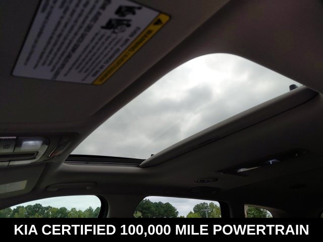 Used 2025 Black Kia S image 25