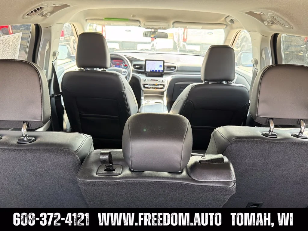 Used 2022 Blue Metallic Ford XLT image 31