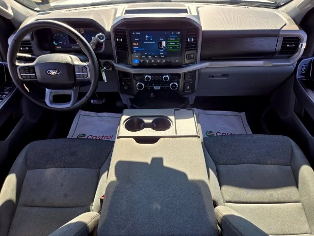 Used 2025 Silver Ford XLT image 14