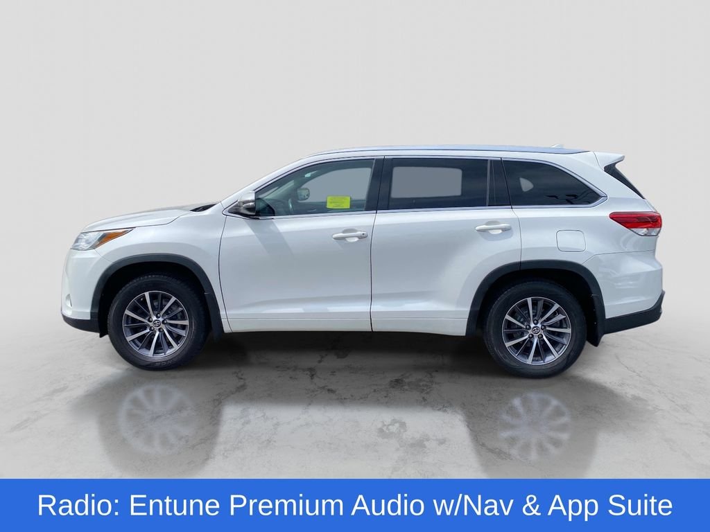 Used 2017 White Toyota XLE image 2