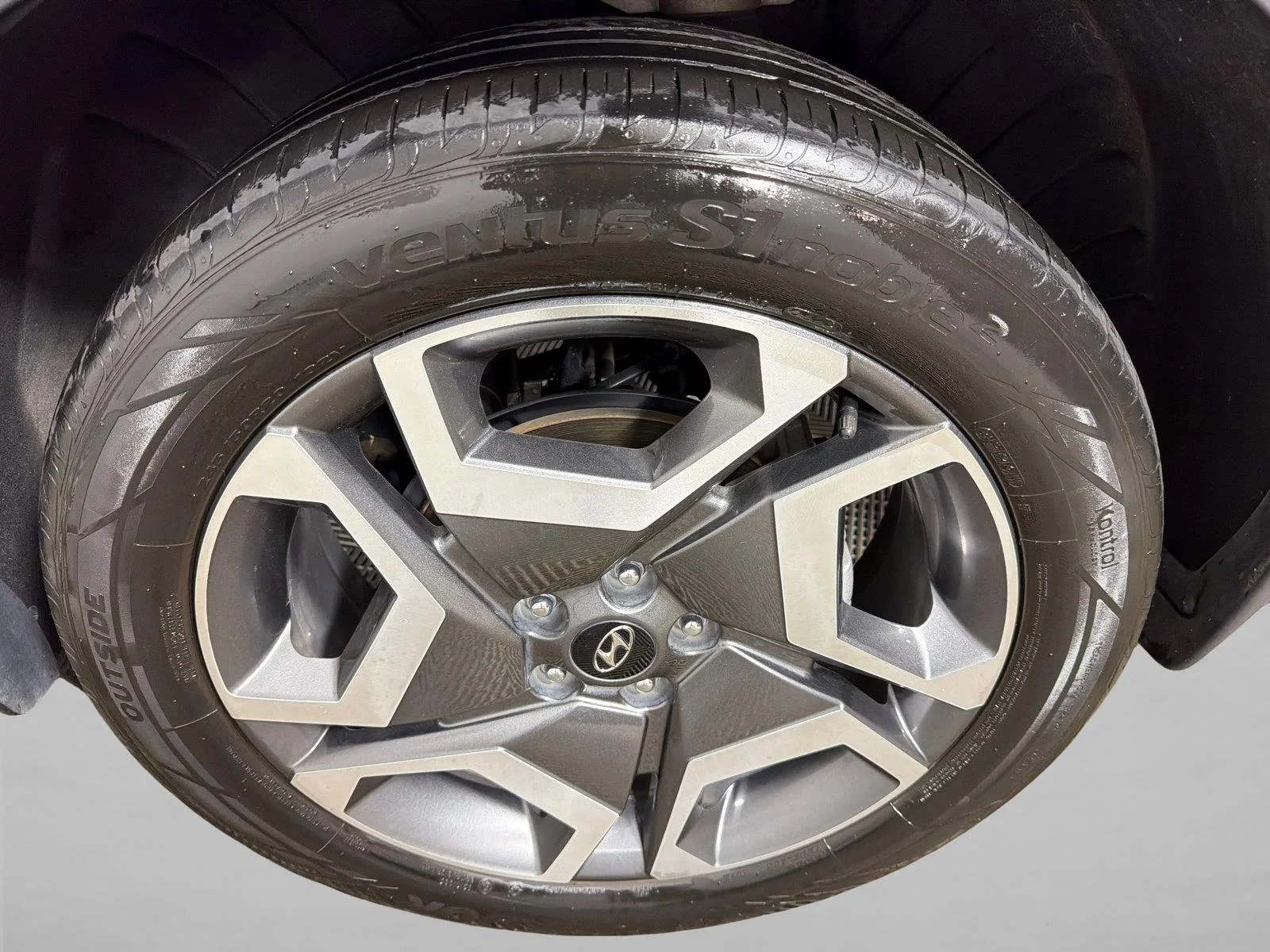 Used 2023 Gray Hyundai SEL image 22