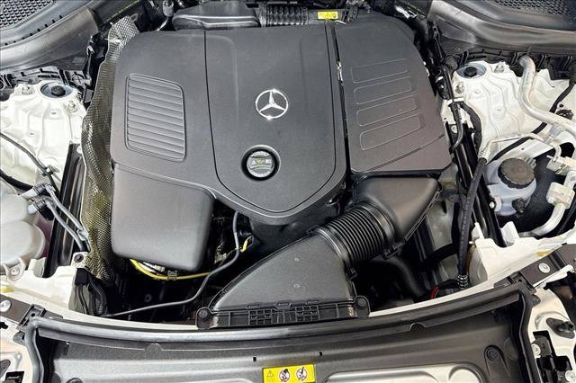 New 2026 Polar White Mercedes-Benz GLC 300 image 58