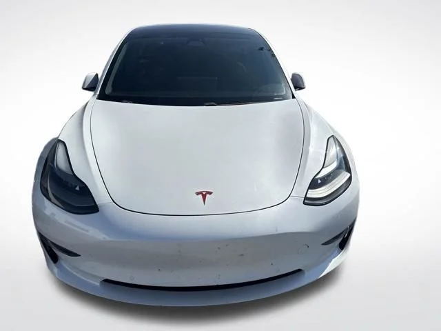 Used 2021  Tesla Performance image 6