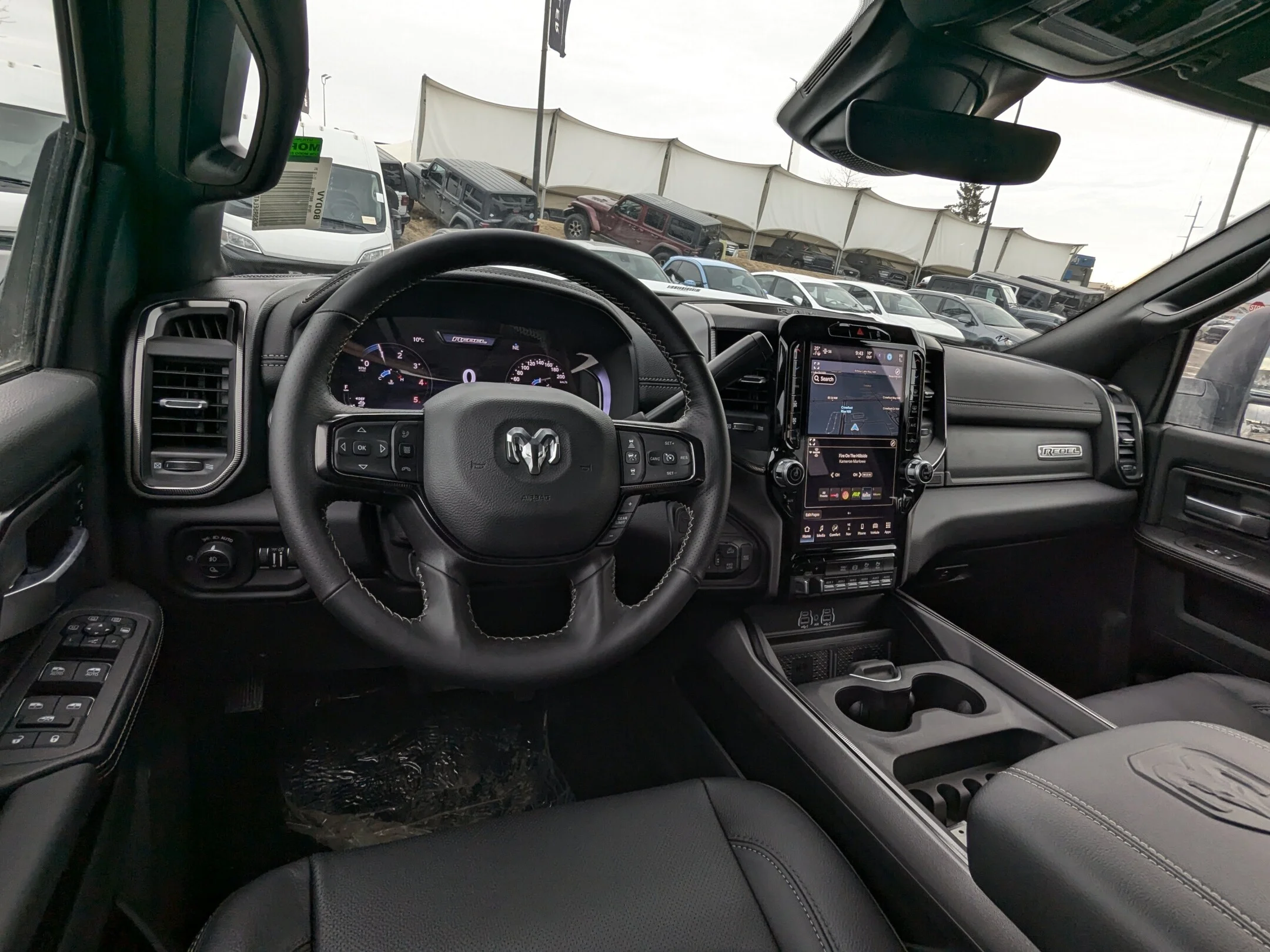 New 2026 White RAM Rebel - - Level 1 Grp - 5th Wheel/Gooseneck Prep - Ventilated Leather Seats - Alpine Audio & More! image 27