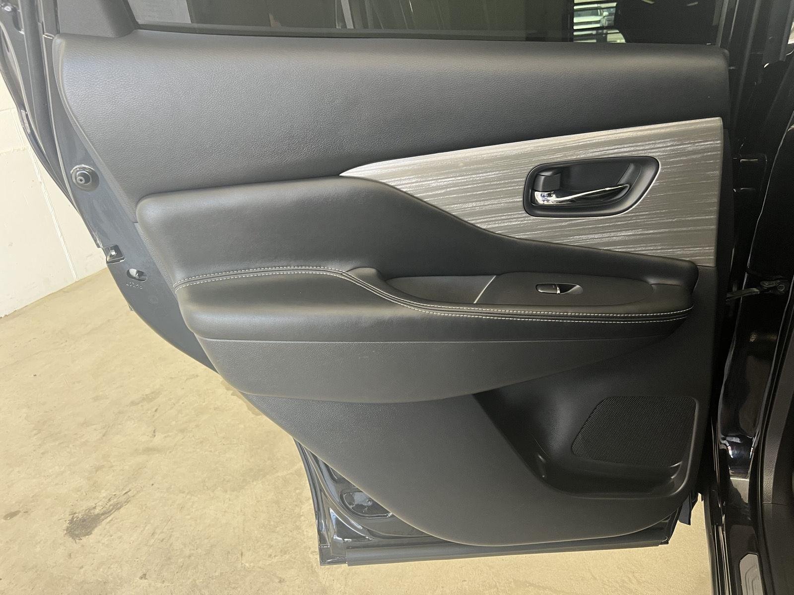 Used 2015 Magnetic Black Metallic Nissan Platinum image 24