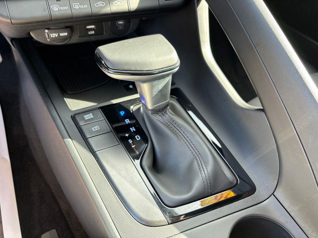 New 2026 White Hyundai SEL Sport image 27