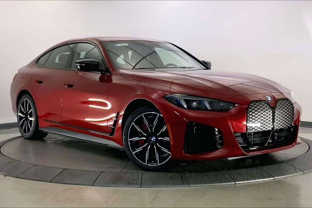 New 2026 Vegas Red Metallic BMW xDrive40 image 11