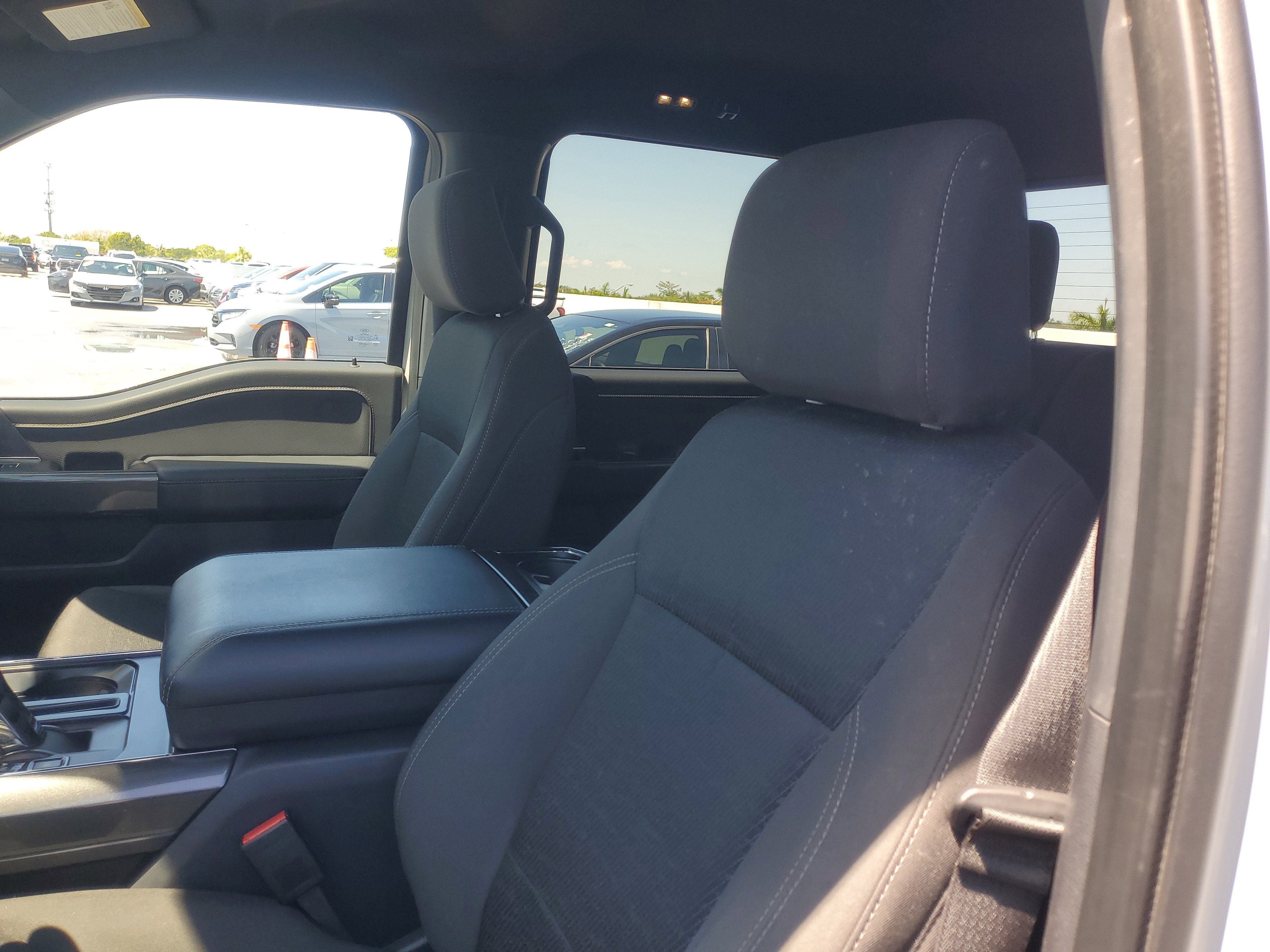 Used 2023 Avalanche Ford XLT image 15