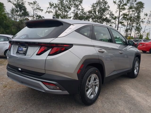 New 2025 Silver Hyundai SE FWD image 32