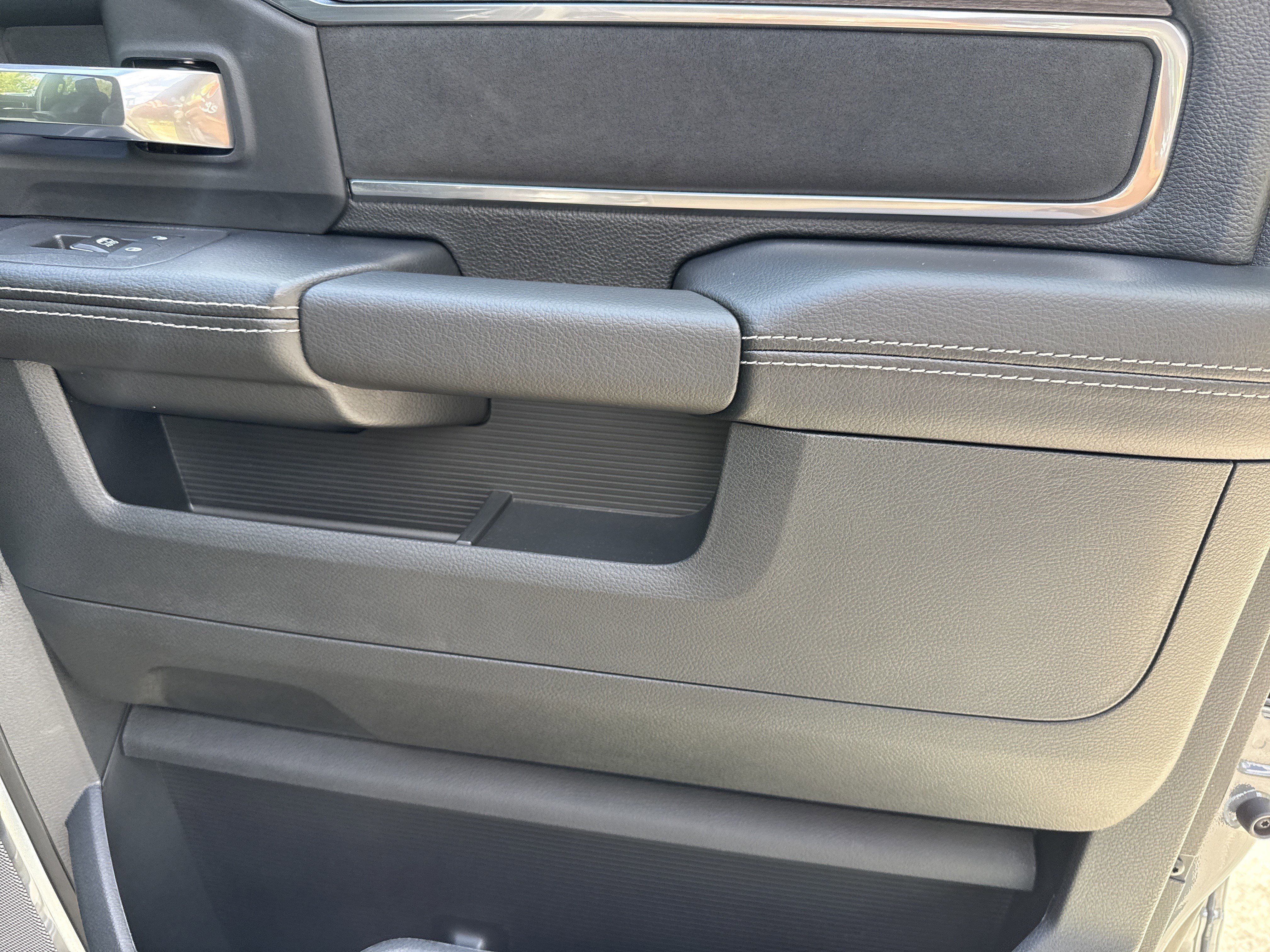 New 2026 Ceramic Gray Clearcoat RAM Laramie image 16