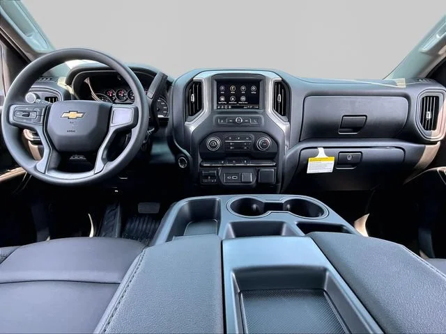 New 2026 Summit White Chevrolet WT image 11