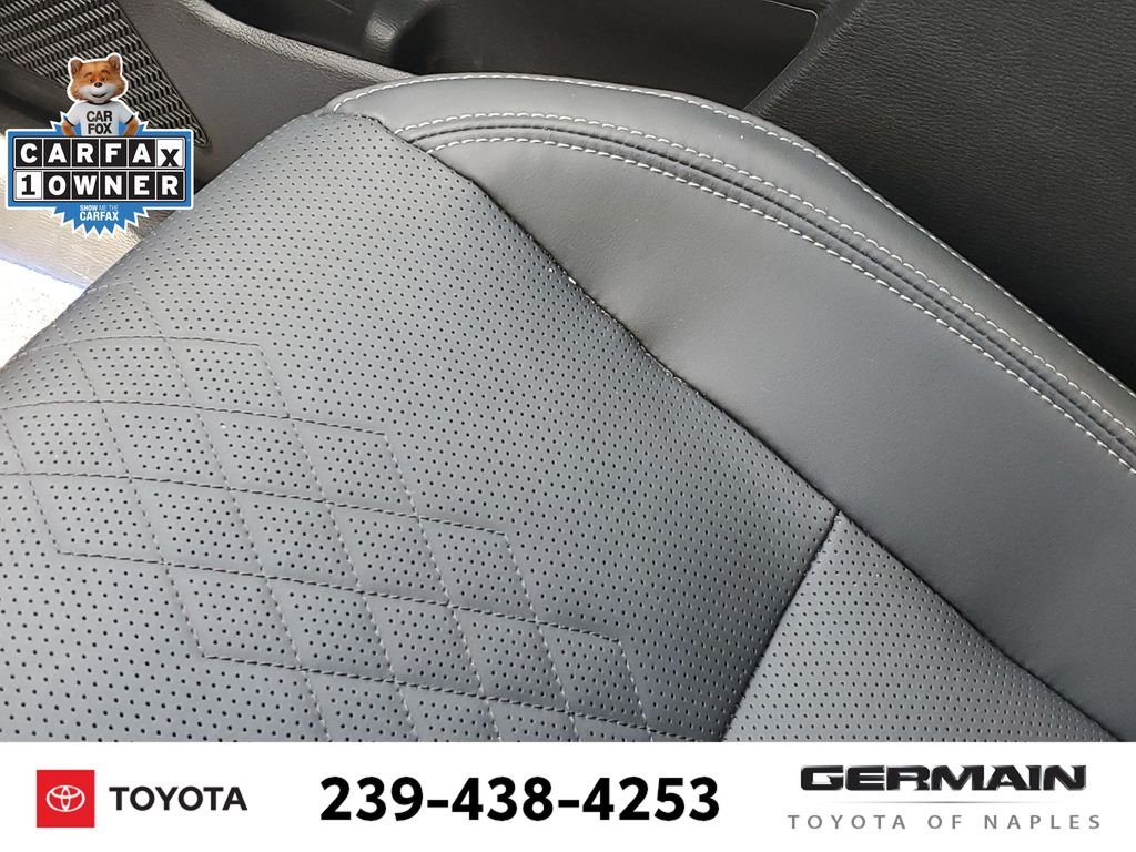 Used 2025 Black Mitsubishi SEL Black Edition image 28