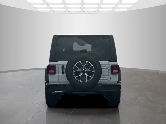 New 2026 Bright White Clear-Coat Exterior Paint Jeep Sport S image 6