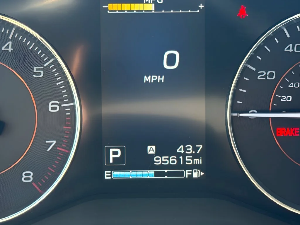 Used 2018 Silver Subaru 2.0i Limited image 24