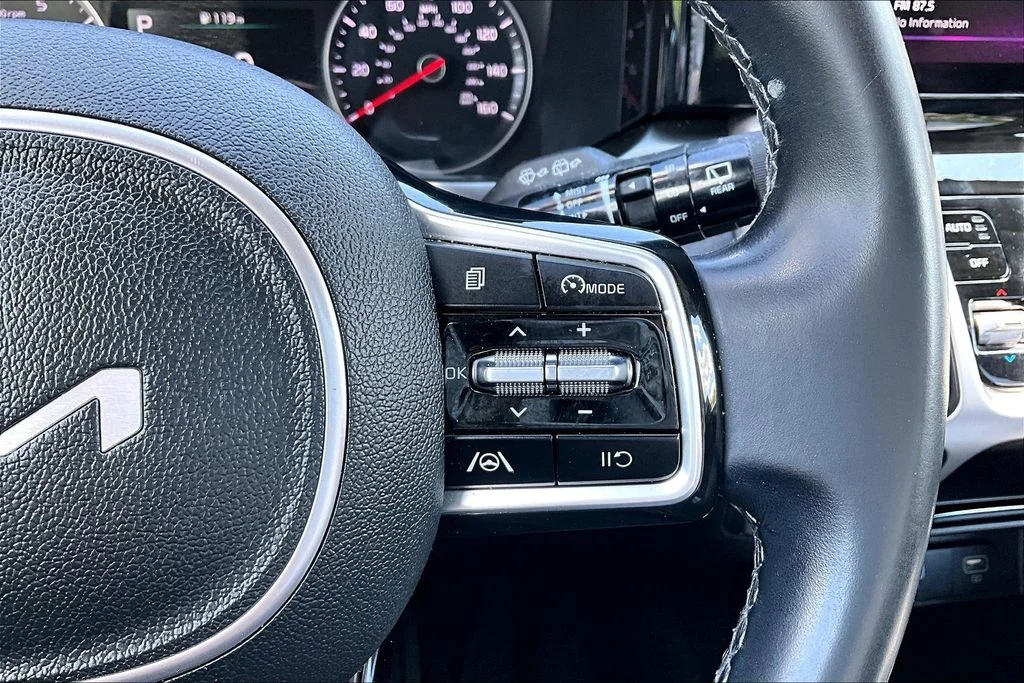 Certified Used 2022 Silver Kia S image 12