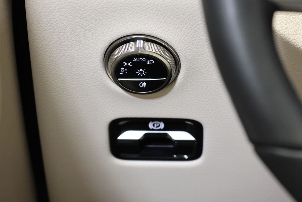 2026 Mercedes-Benz GLC Base - Photo 20