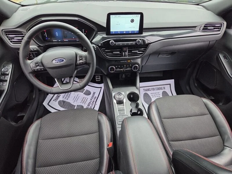 Used 2024 Agate Black Metallic Ford ST-Line image 10