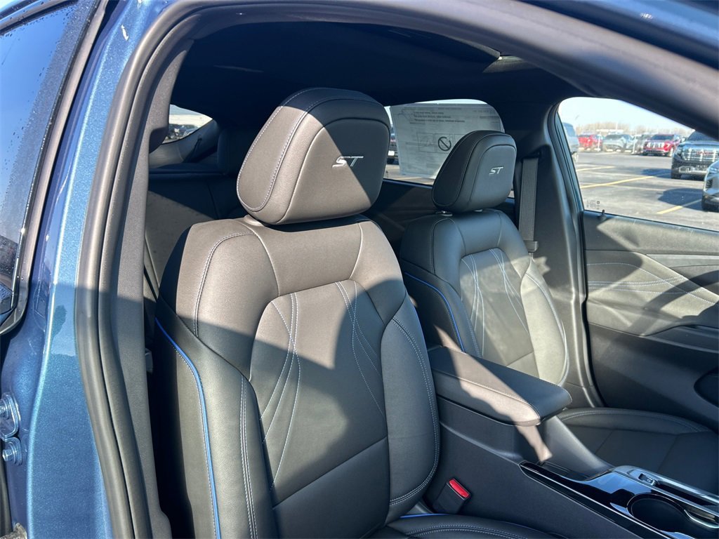 2026 BUICK ENVISTA - Image 32