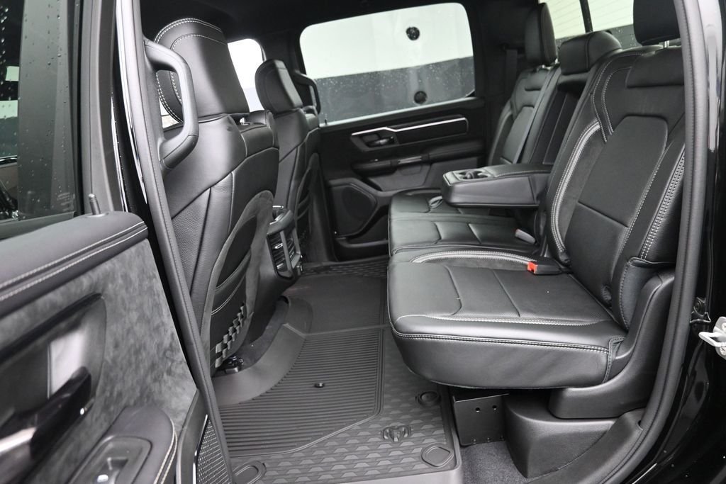 New 2026 Diamond Black Crystal Pearl-Coat Exterior Paint RAM RHO image 15