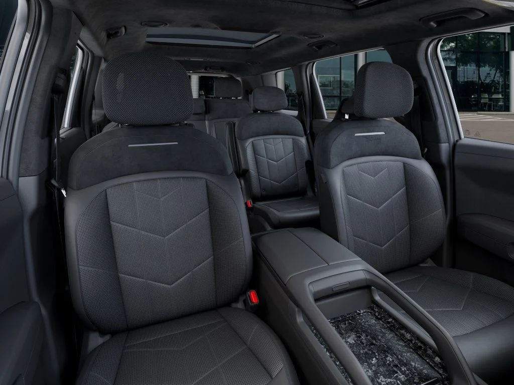 New 2027 Wolf Gray Kia X-Pro SX Prestige image 16