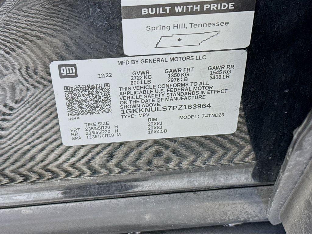 Used 2023 Black GMC SLT image 31
