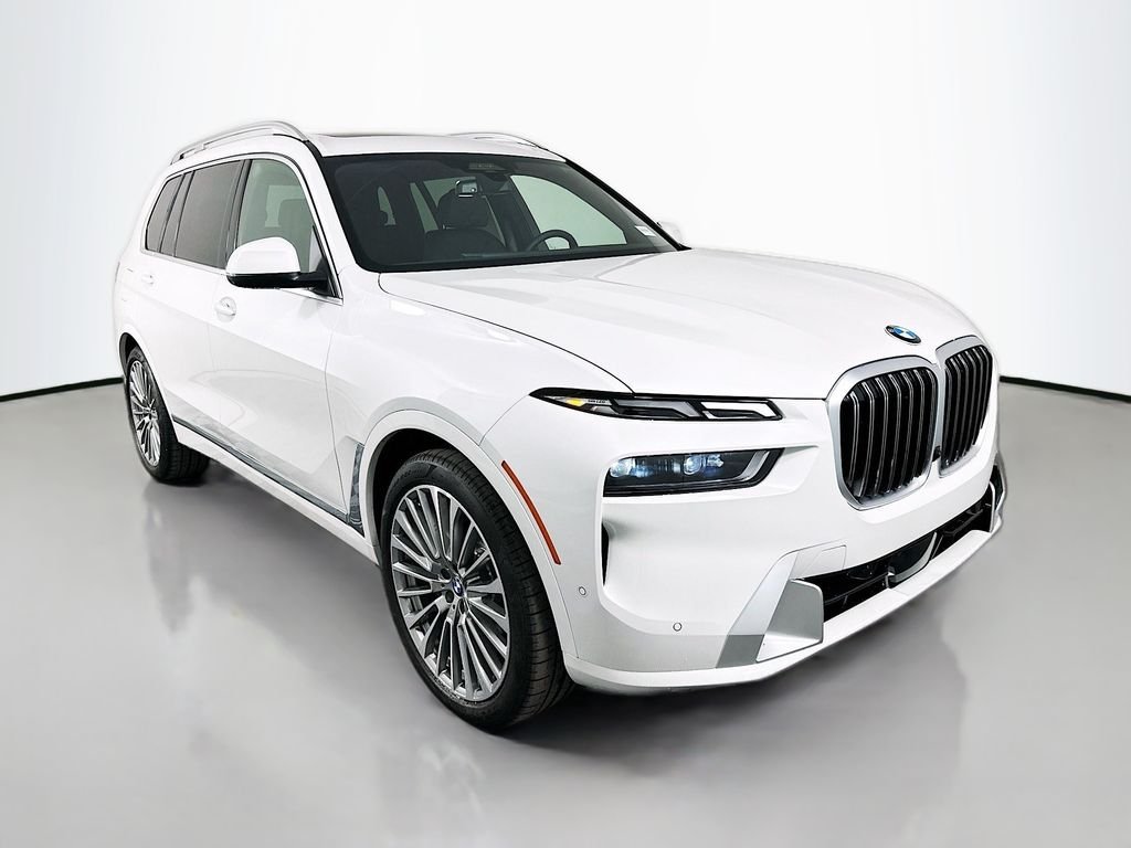 Used 2026 Mineral White Metallic BMW xDrive40i image 3