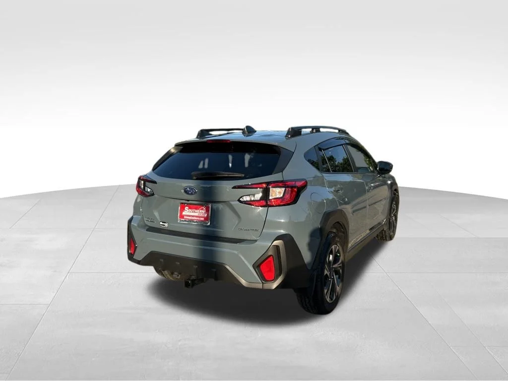 Used 2025 Blue Subaru Premium image 5