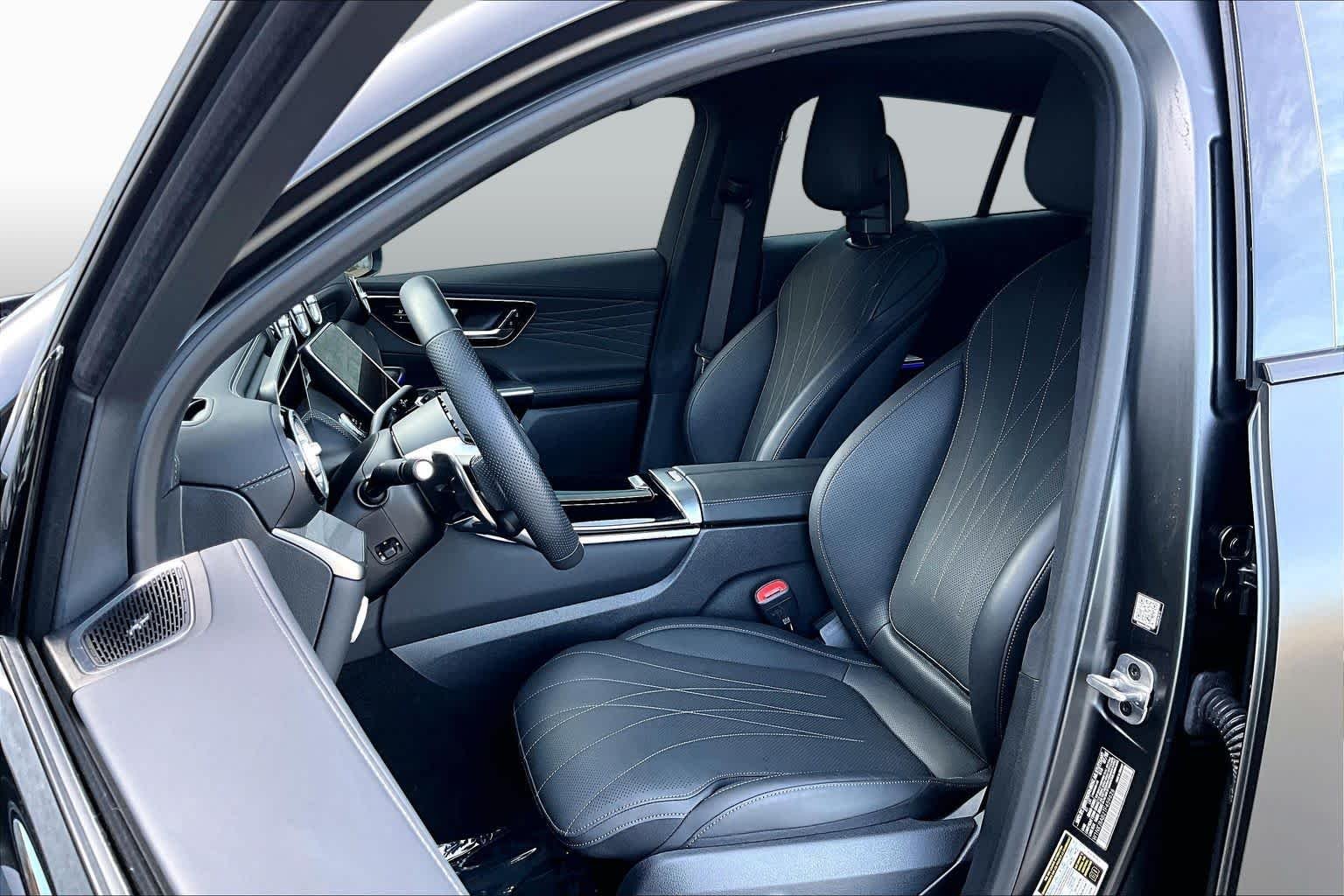 Used 2026 MANUFAKTUR Graphite Grey Magno Mercedes-Benz AMG® GLC 63 S E Performance image 9