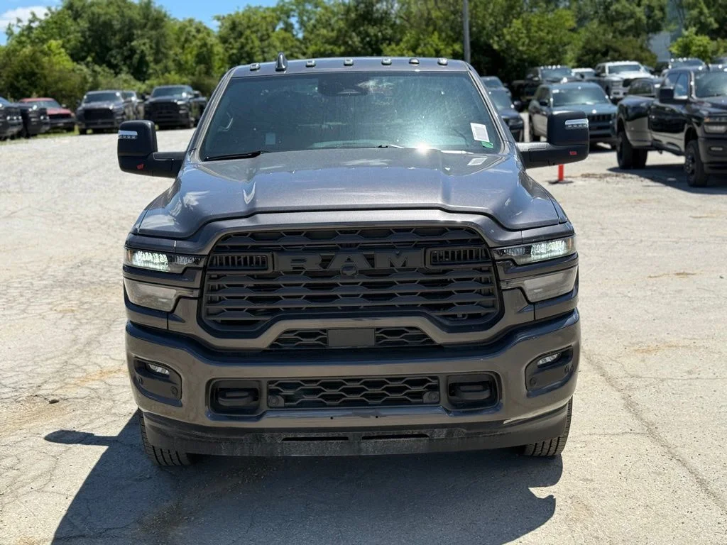 New 2026 Granite Crystal Metallic Clear-Coat Exterior Paint RAM Big Horn image 3