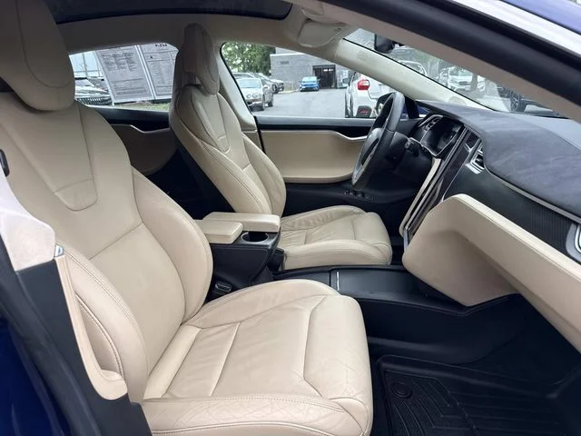 Used 2017 Blue Tesla 75D image 16