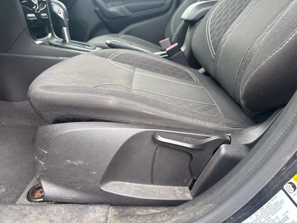 Used 2019 Black Ford SE image 17