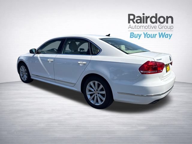 Used 2013 Candy White Volkswagen SEL image 5
