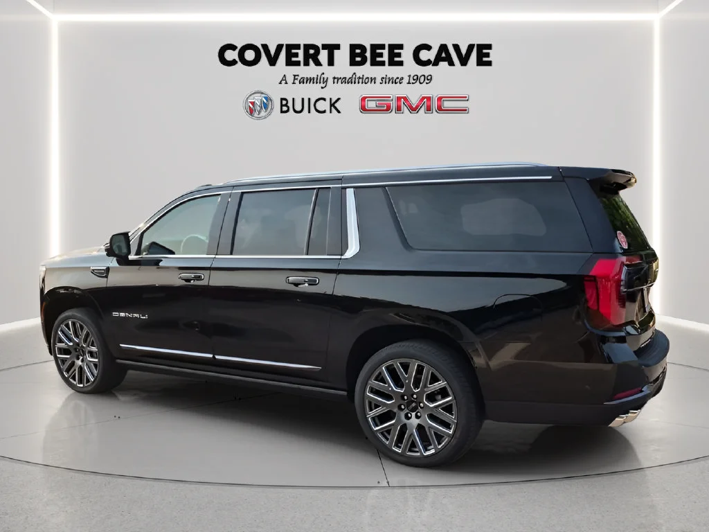 New 2026 GMC Yukon XL Denali Ultimate, photo 10