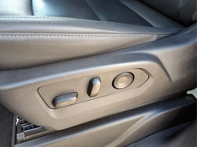 Used 2025 Black Chevrolet LT image 15