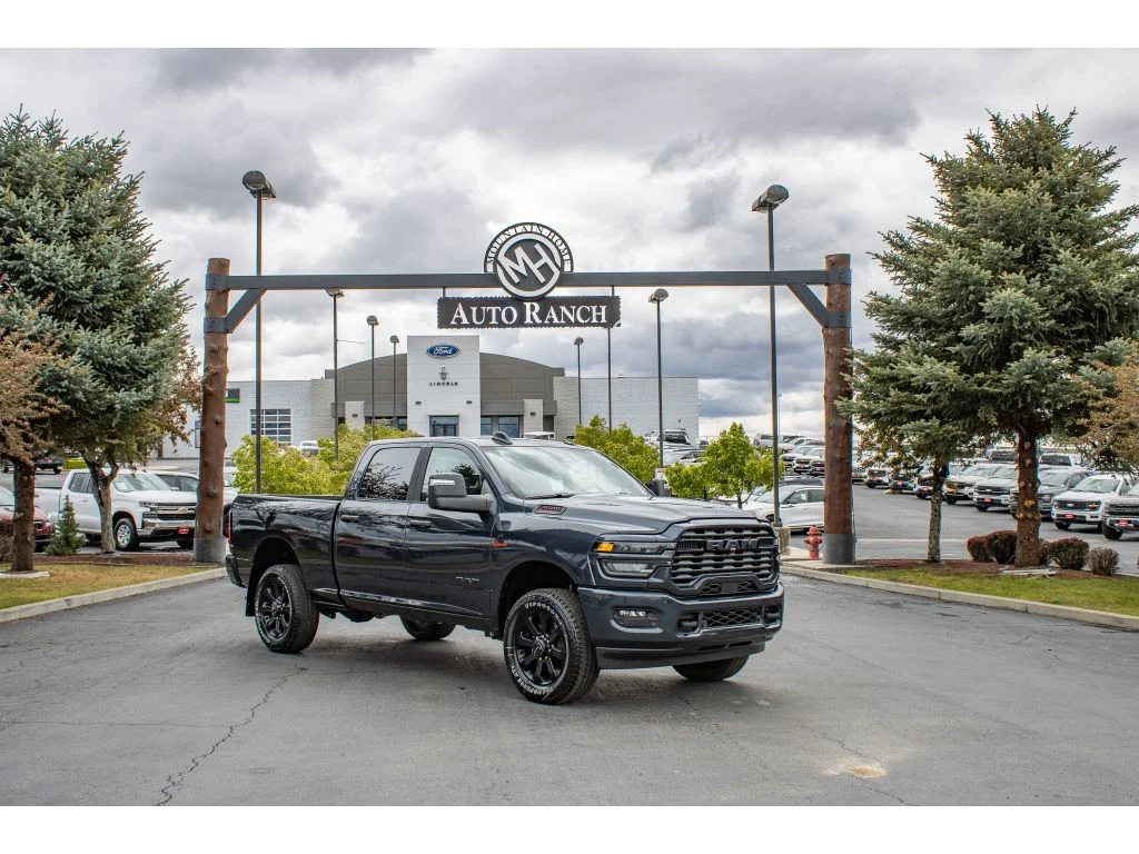 2026 RAM 3500 Big Horn 4X4 Crew Cab SWB's photo