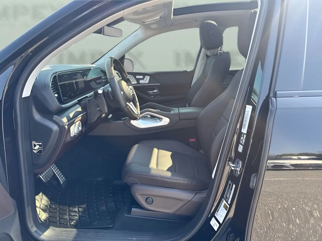 Used 2023 Black Mercedes-Benz GLS 450 image 9