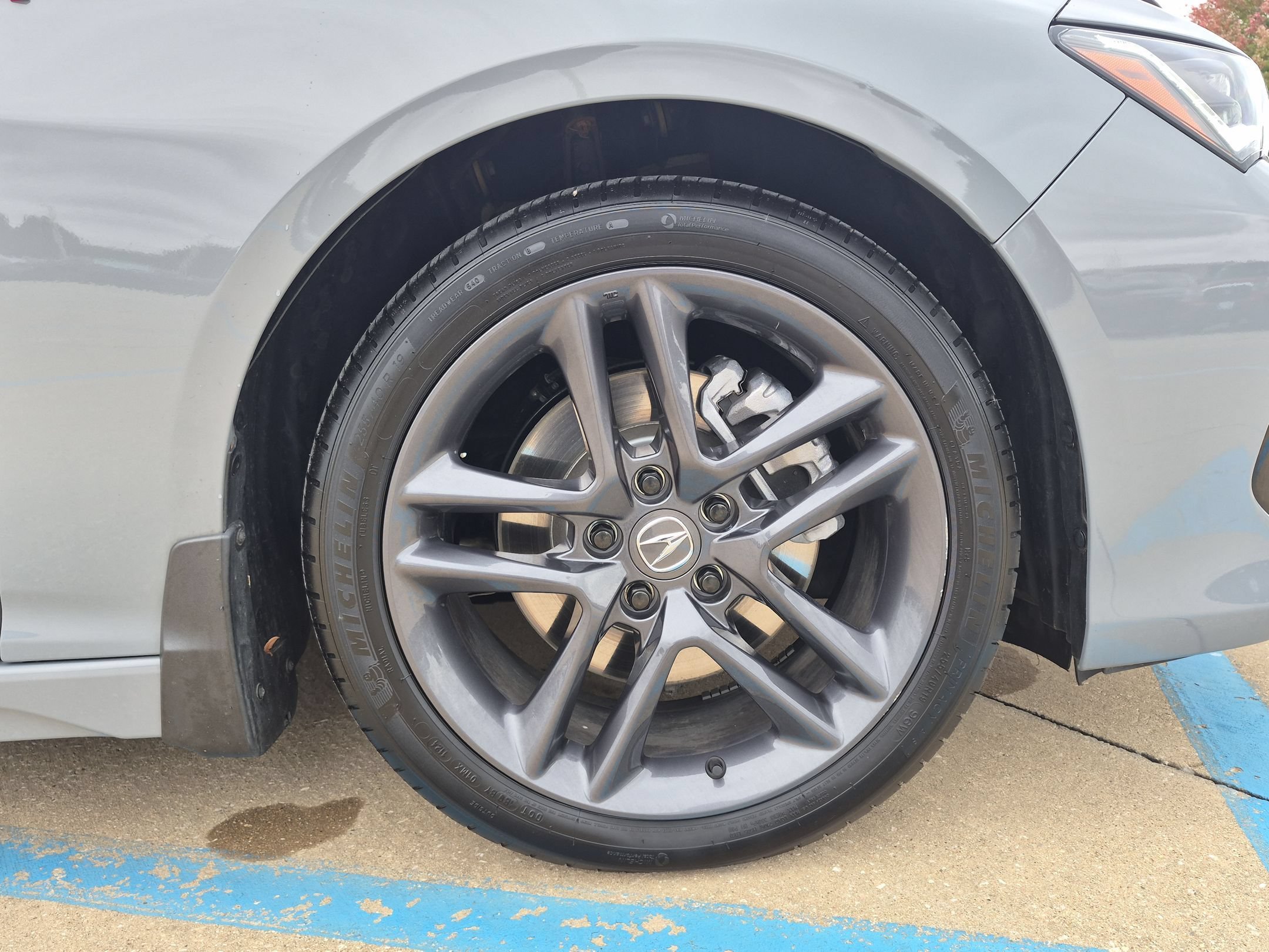 Used 2025 Urban Gray Pearl Acura SH-AWD w/ A-Spec Package image 34