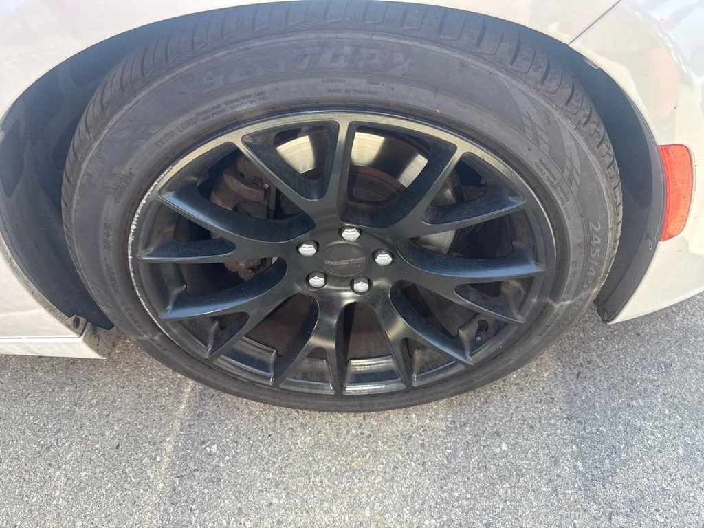 Used 2015 White Dodge R/T image 3