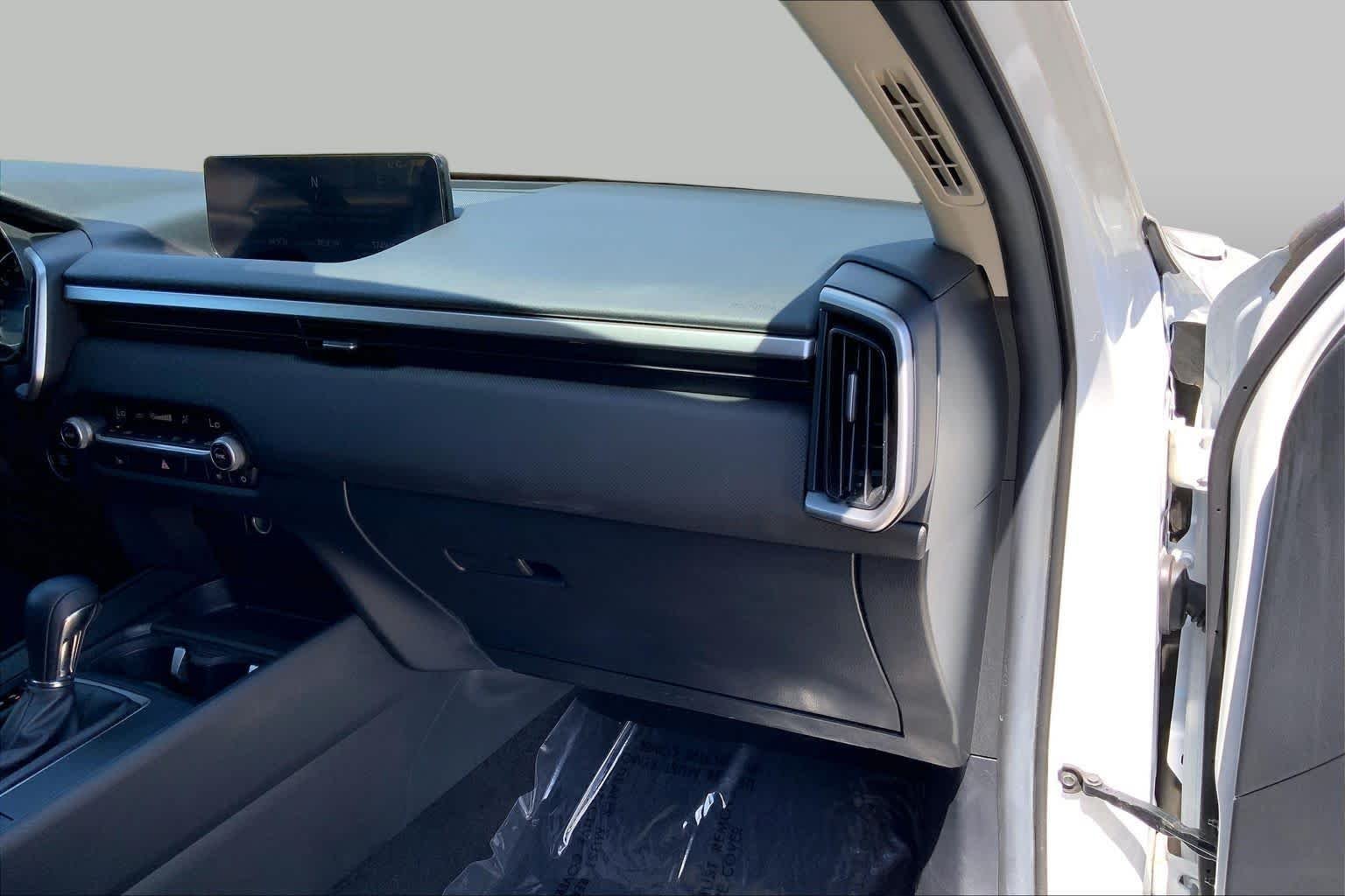 Used 2025 Wind Chill Pearl Mazda 2.5 S Preferred Package image 18