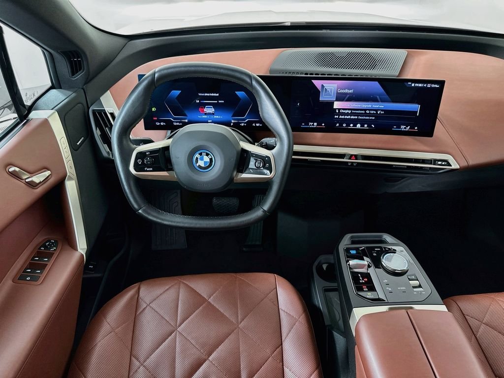 Certified Used 2024 White Metallic BMW xDrive50 image 22