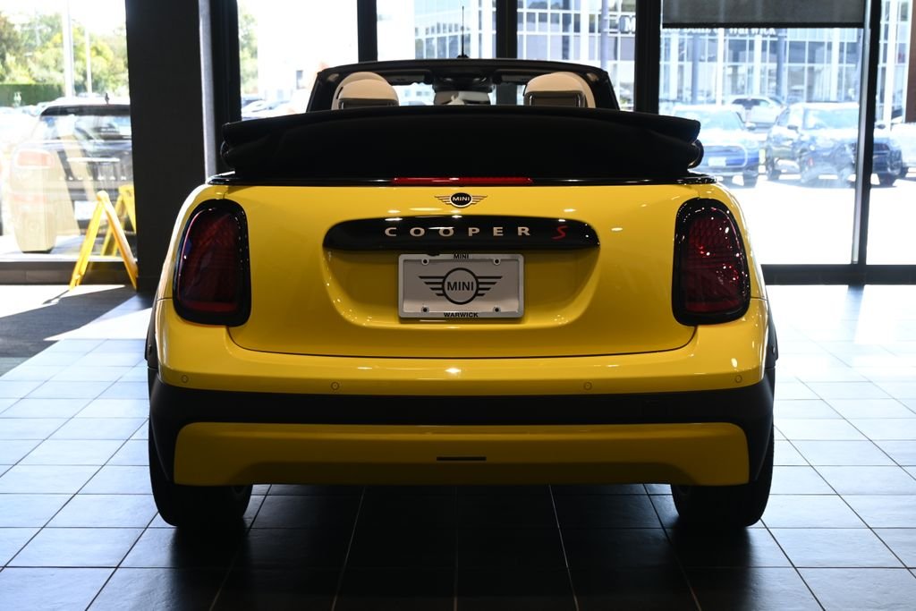 2026 MINI Convertible S - Photo 6