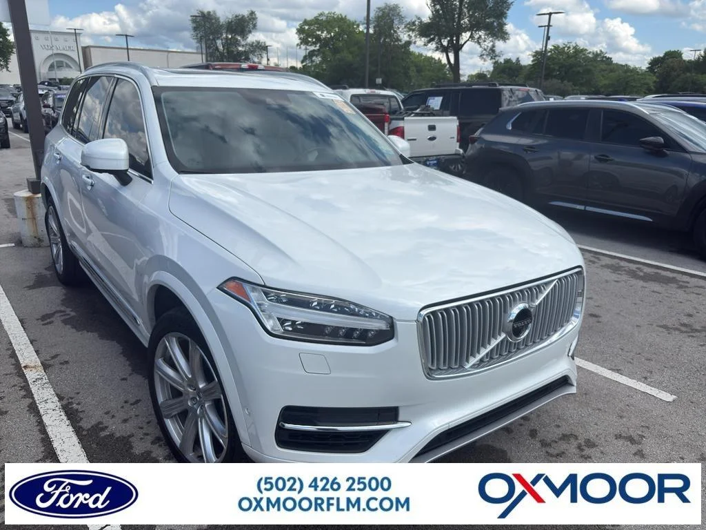 2017 Volvo XC90 T8 Twin Engine Plug-in Inscription's photo