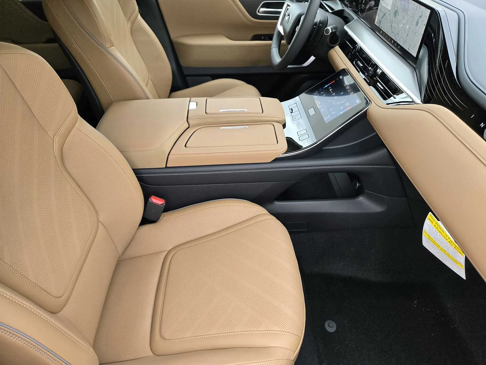 New 2026 BLACK OBSIDIAN INFINITI Luxe 2WD image 9